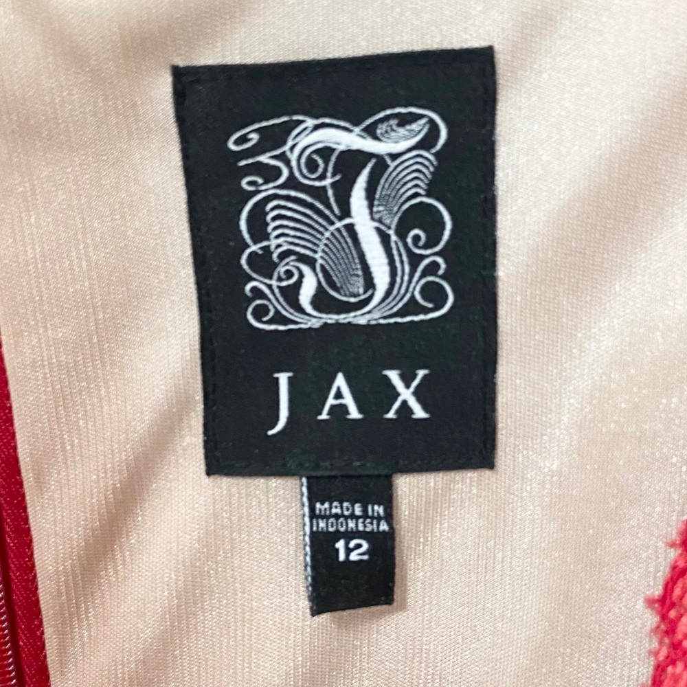 SOLD-----------Jax Women's Size 12 Red Lace Lined Knee Length Dress - Picture 10 of 14